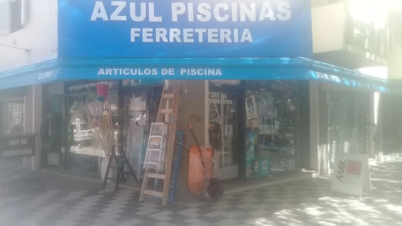 Frente del local Azul Piscinas y Ferretería en Castelli 520, Lomas de Zamora